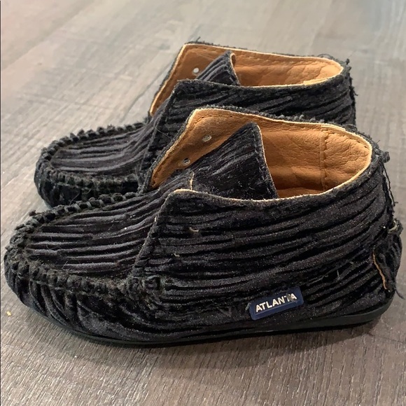 Black velvet Atlanta Moccasins toddler size 22 - Picture 3 of 8